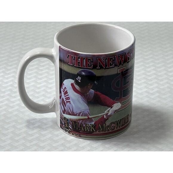 VTG. 1998 St. Louis Cardinals Mark McGuire 70 Home Runs Coffee Mug Mlb - Picture 1 of 12